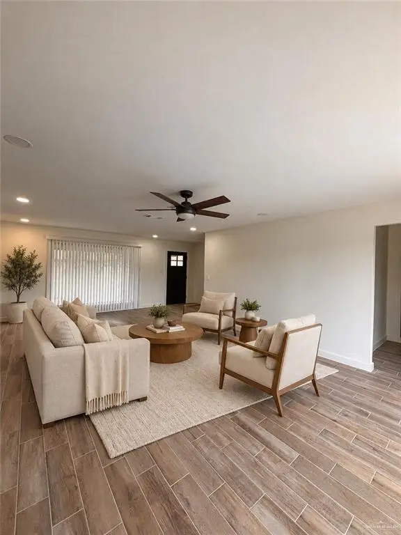 425 Tanglewood Drive, Mission, TX 78574 - #2