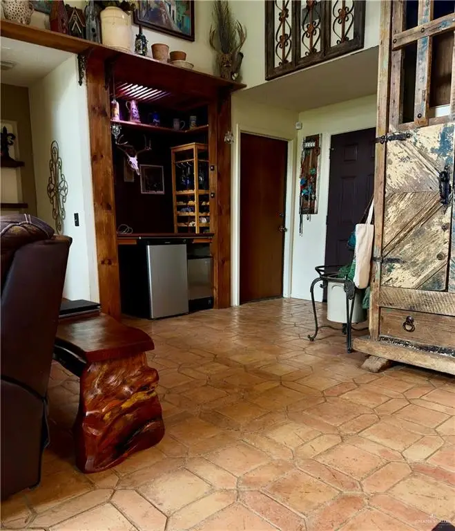111 W Shasta Avenue, McAllen, TX 78504 - #3