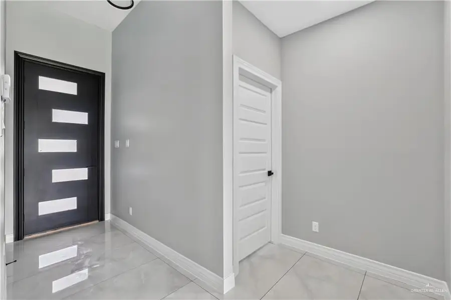 3560 Las Brisas Street, Edinburg, TX 78542 - #3
