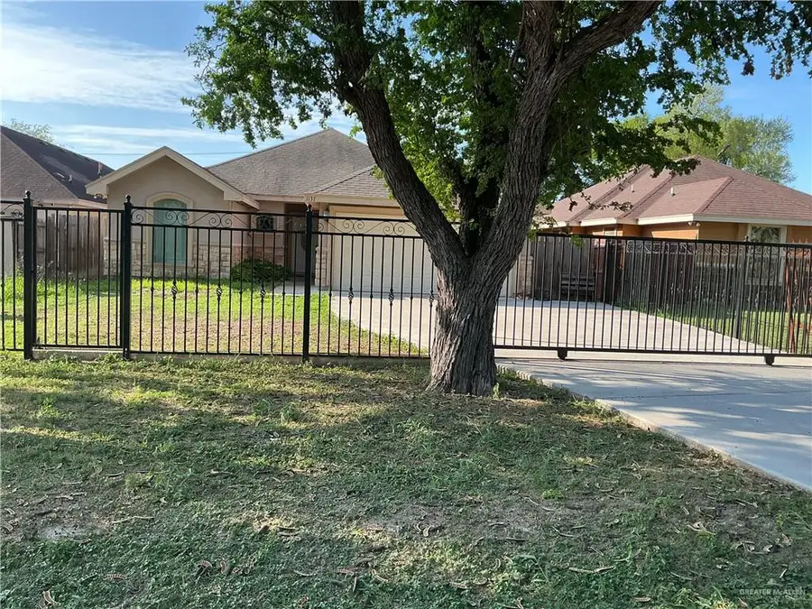1137 W Austin Avenue, Alamo, TX 78516 - #2