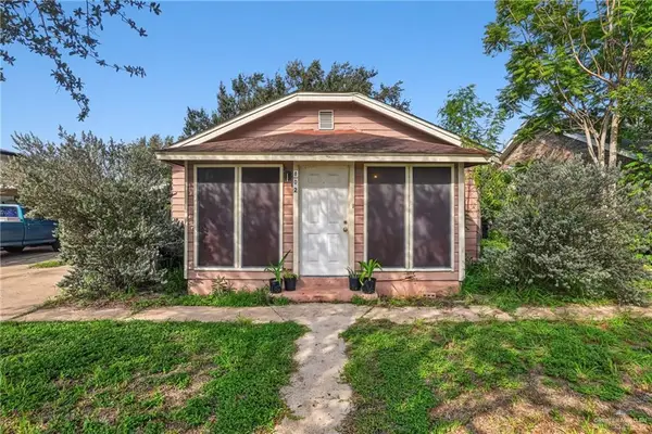 802 S Illinois Avenue, Weslaco, TX 78596