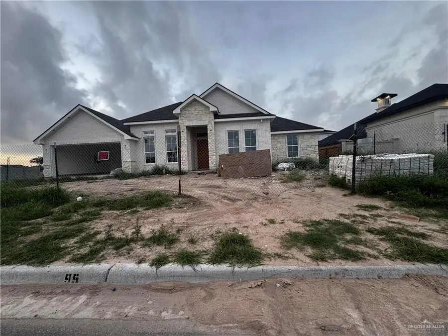 1112 Post Oak Street, Mission, TX 78572 - #2