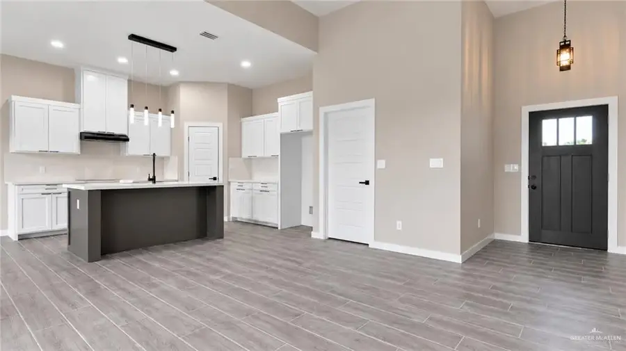 2010 W Olympia Avenue, Mission, TX 78573 - #3