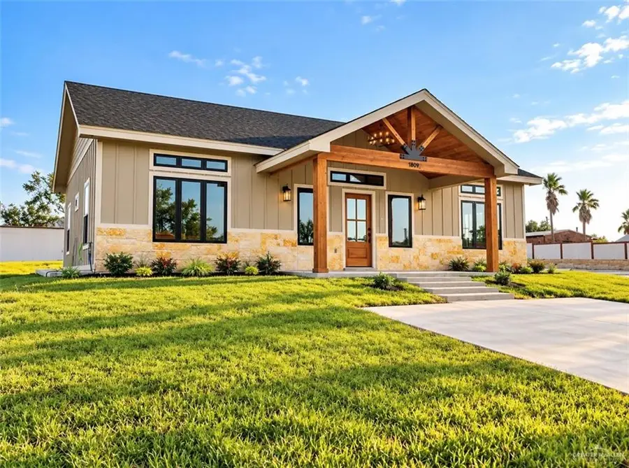 1809 Plainview Street, Rio Grande City, TX 78582 - #2