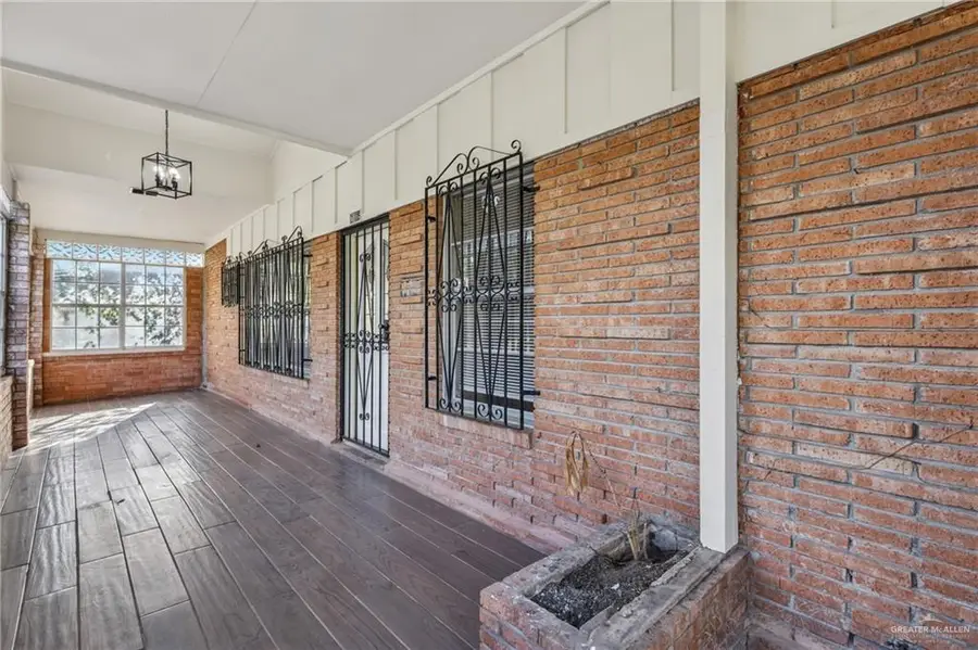 2105 Camellia Avenue, McAllen, TX 78501 - #3