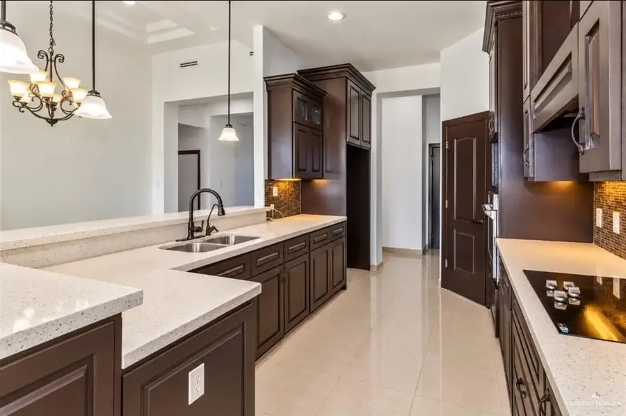 3413 Umar Avenue, McAllen, TX 78504 - #3