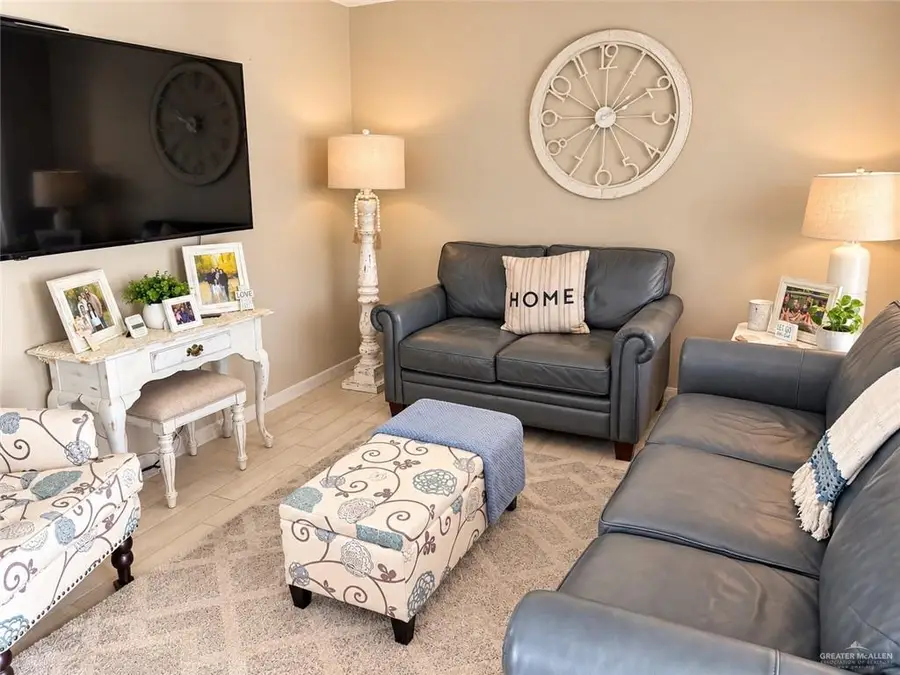 2107 Mockingbird Street, Palmview, TX 78572 - #3