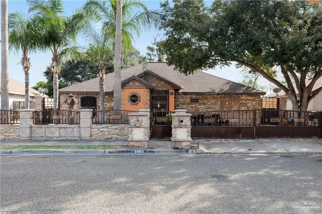 3005 W Iris Avenue, McAllen, TX 78501 - #1