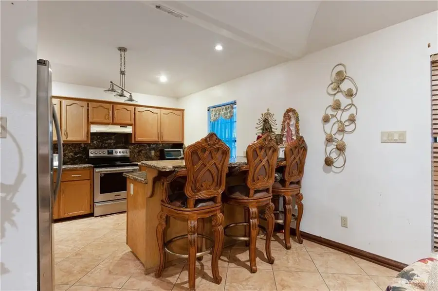 3005 W Iris Avenue, McAllen, TX 78501 - #3