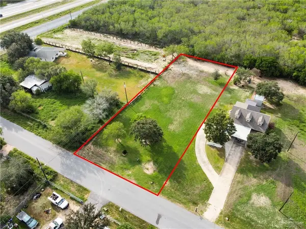 204 S Los Cerritos Circle, Edinburg, TX 78541