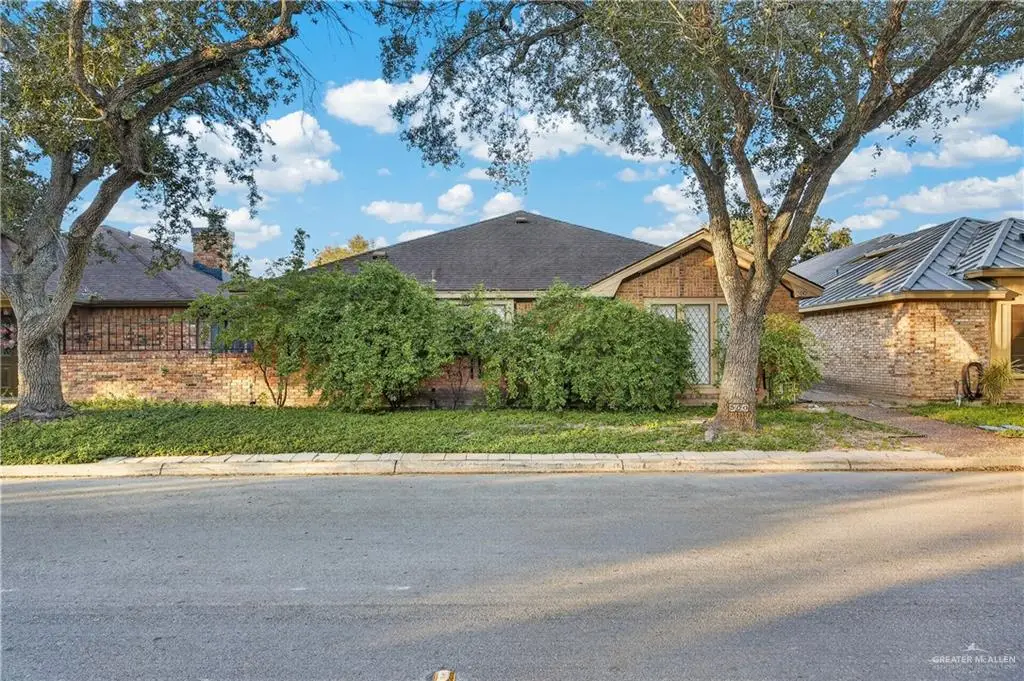 500 Zinnia Avenue, McAllen, TX 78504 - #1