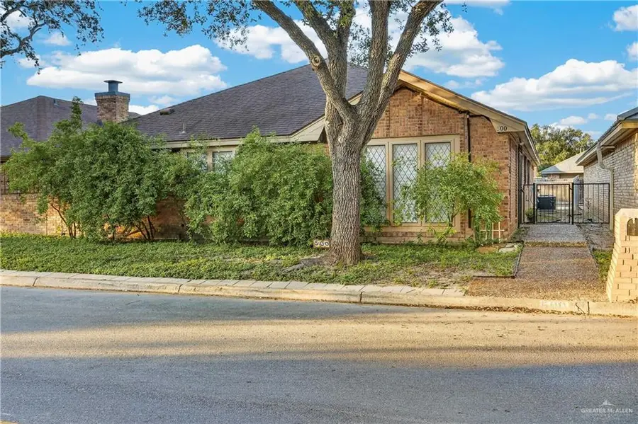 500 Zinnia Avenue, McAllen, TX 78504 - #2