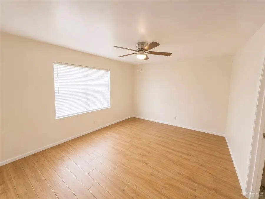 904 W 8th Street, Weslaco, TX 78596 - #3