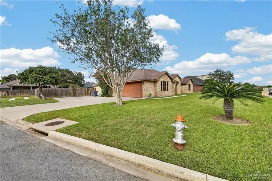 1321 Valle Verde Drive, Mercedes, TX 78570 - #3