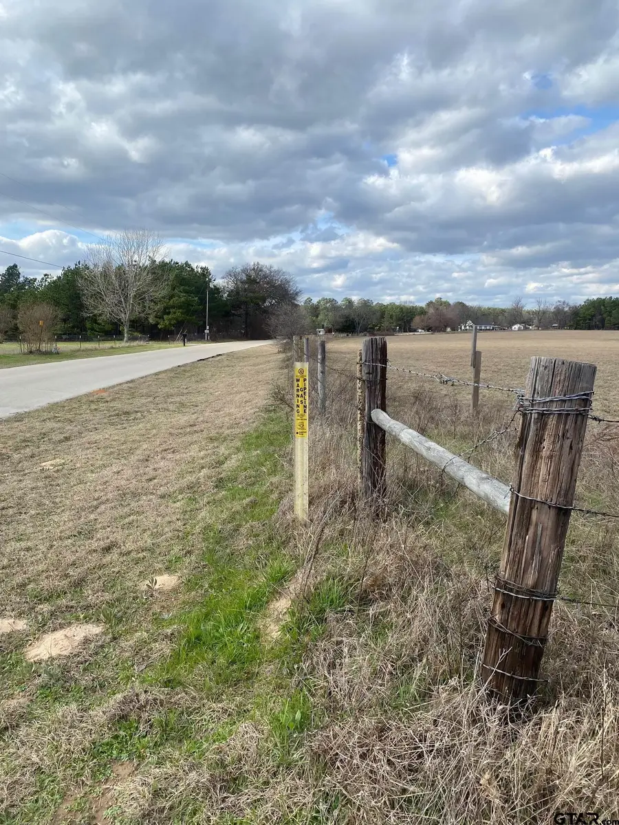 CR 437, Lindale, TX 75771 - #3