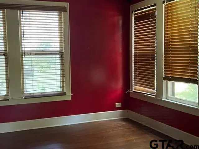 437 JEFFERSON, Pittsburg, TX 75686 - #2