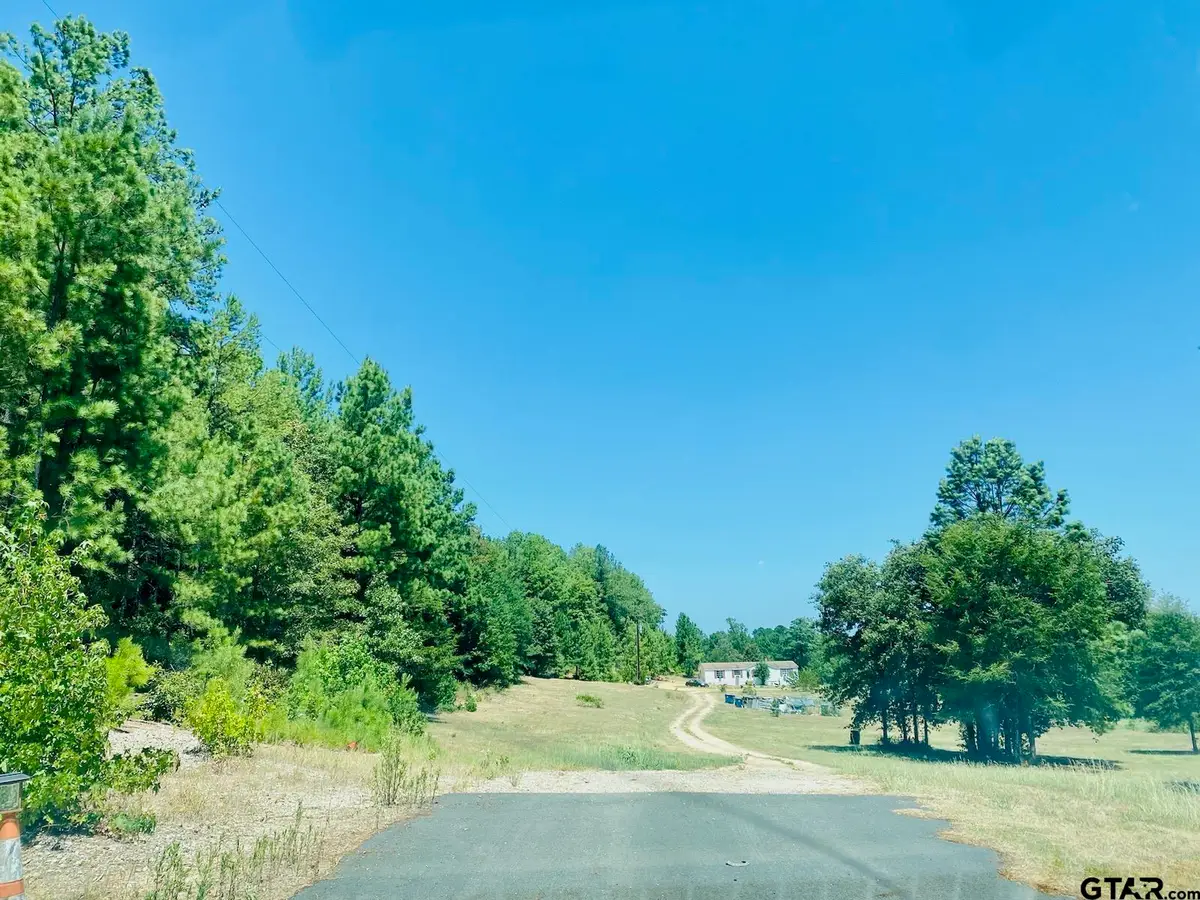 13701 N US Hwy 79, Palestine, TX 75801 - Image #1