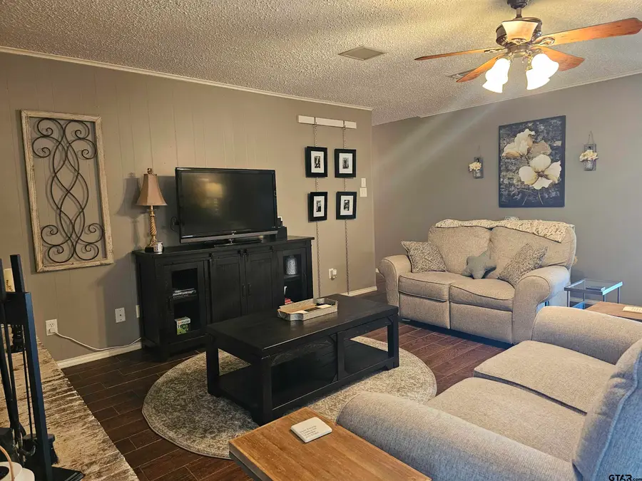 113 Redbud, Pittsburg, TX 75686 - #3