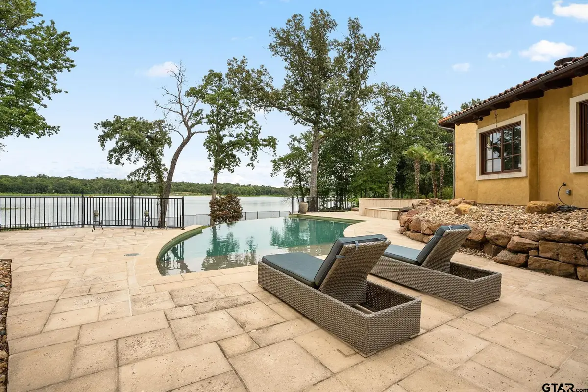 4573 Cascades Shoreline Dr, Tyler, TX 75709 - Image #1