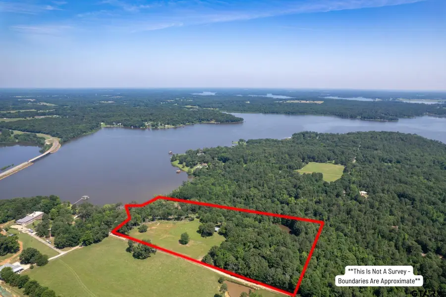 562 CR 2421, Leesburg, TX 75451 - Image #2