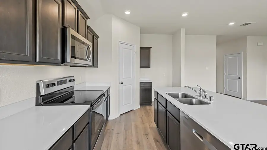 490 Burnett Trail, Canton, TX 75103 - Image #2