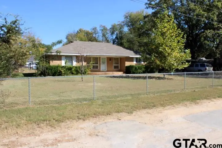 307 Lowry St, Arp, TX 75750 - Image #1
