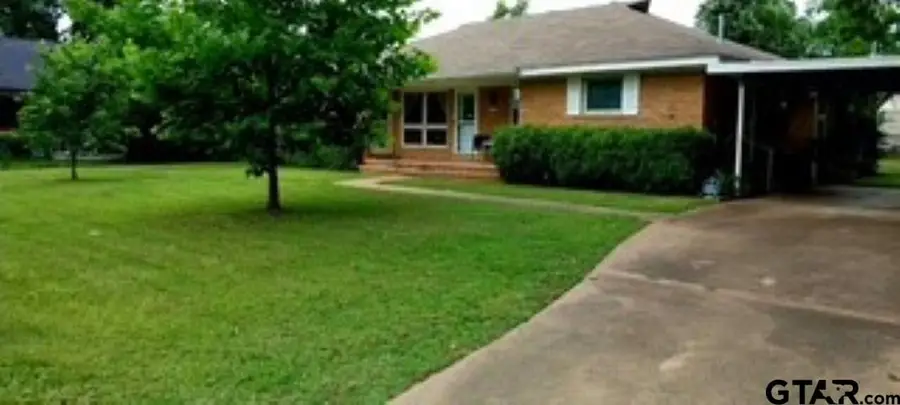 307 Lowry St, Arp, TX 75750 - Image #2