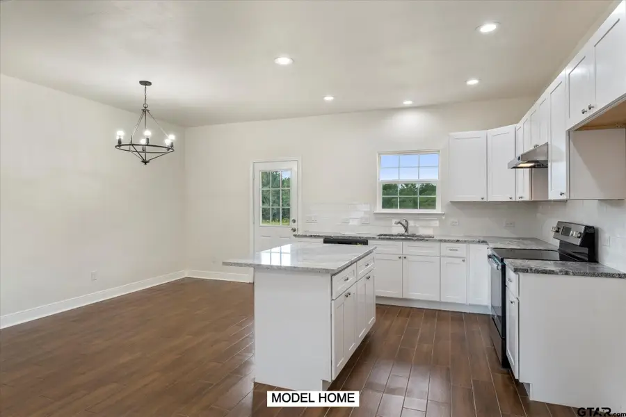 211 S Quille, Mount Pleasant, TX 75455 - Image #3