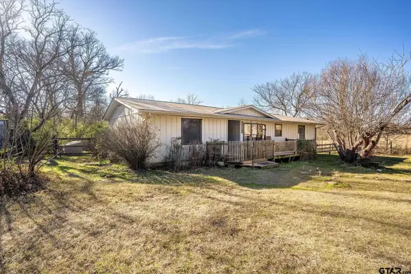 8439 Hyena RD, Gilmer, TX 75644