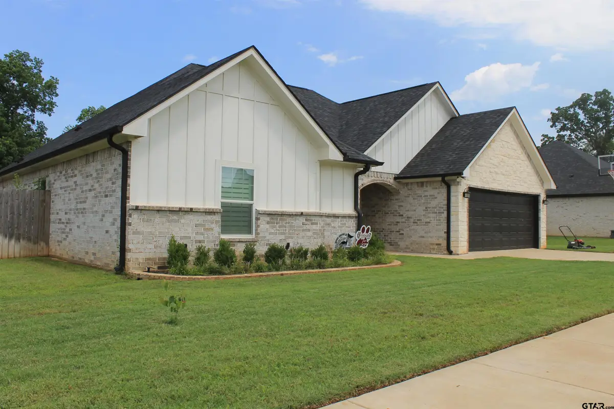 805 Jack Brown, Whitehouse, TX 75791 - Image #1