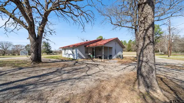 112 Gibson Road, Athens, TX 75751