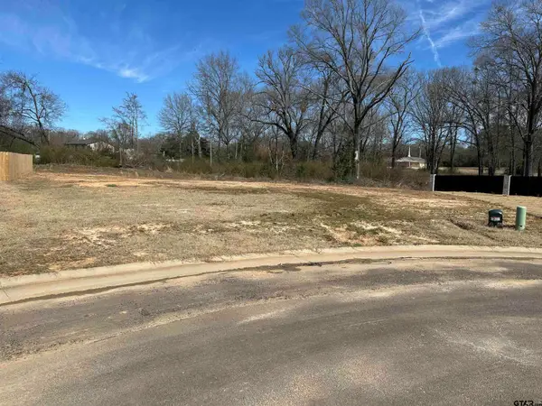 111 Arledge, Mt Pleasant, TX 75456