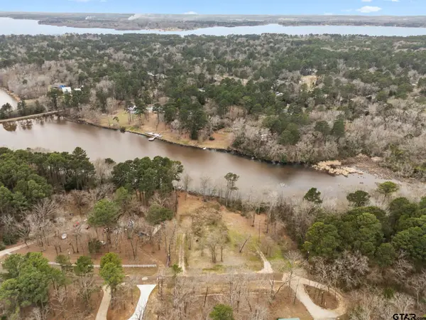 343 Laura Ln, Bullard, TX 75757