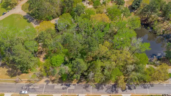 2864 S Robertson, Tyler, TX 75701