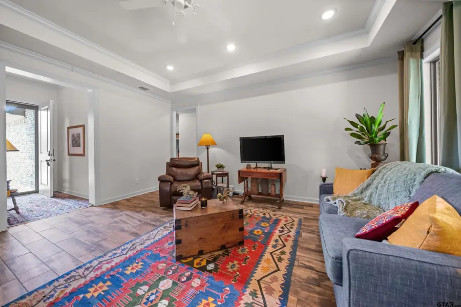 107 Rose Row Ln, Winona, TX 75792 - Image #2