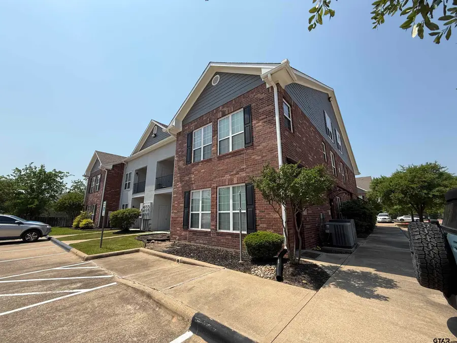 801 Luther St. W #908, College Station, TX 77845 - Image #2