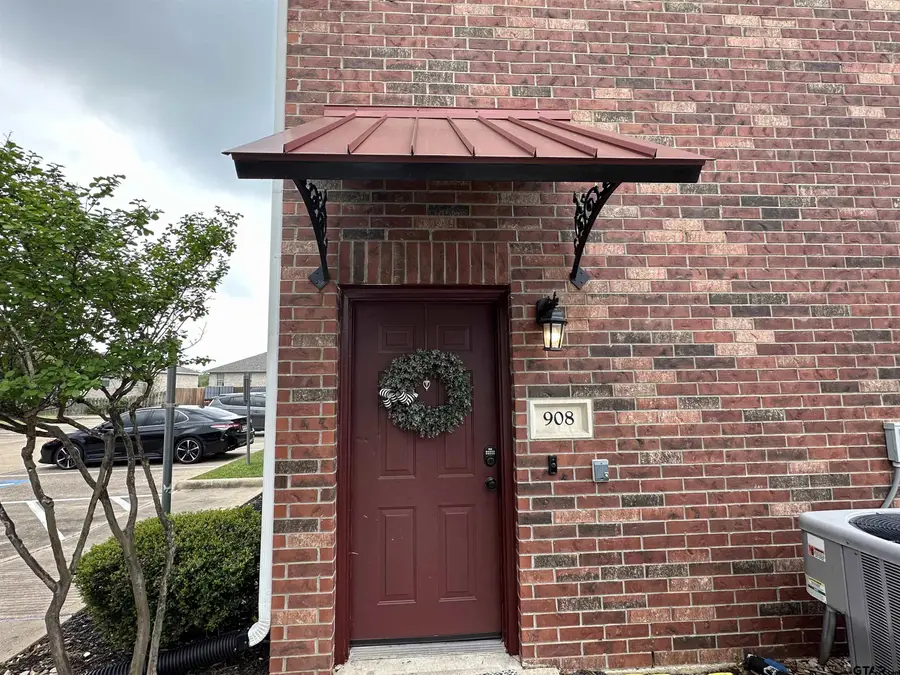 801 Luther St. W #908, College Station, TX 77845 - Image #3