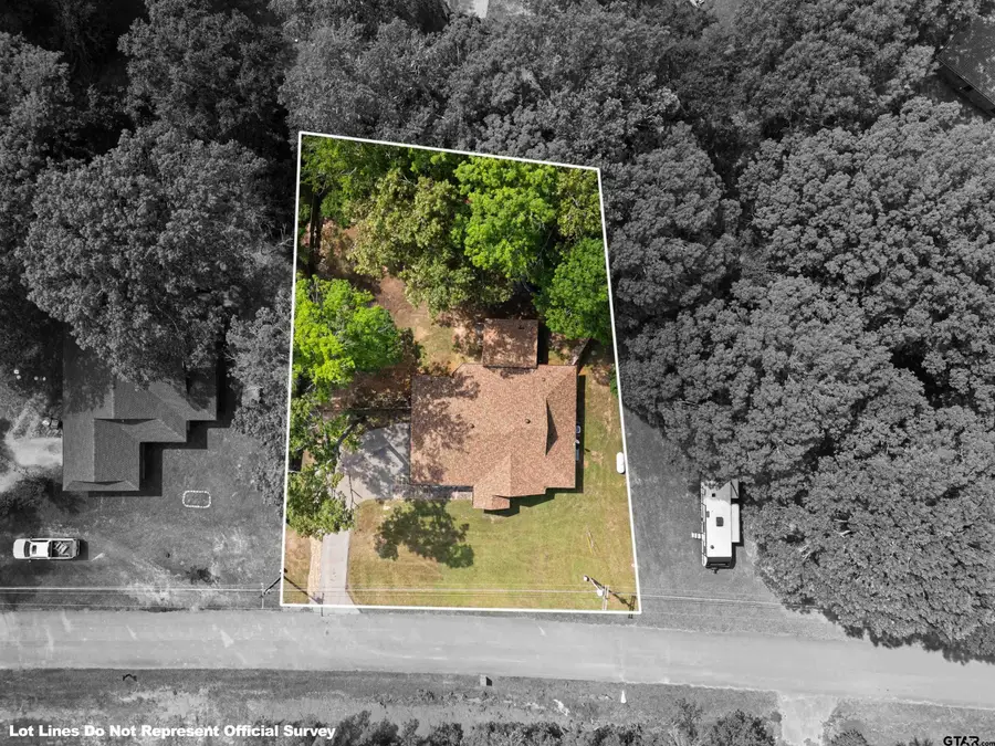 527 Woodbend Drive, Kilgore, TX 75662 - Image #3