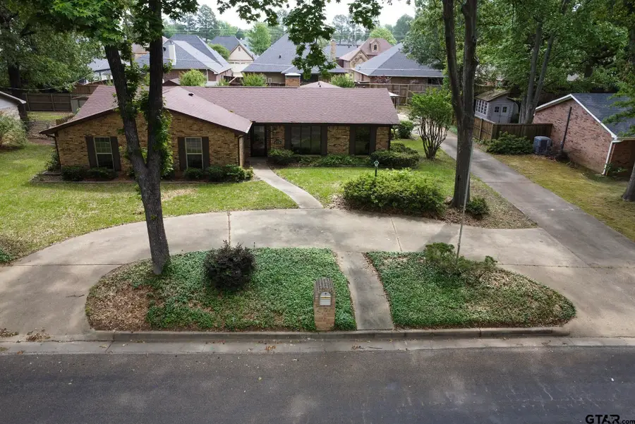 610 Rockwall Drive, Longview, TX 75604 - #2