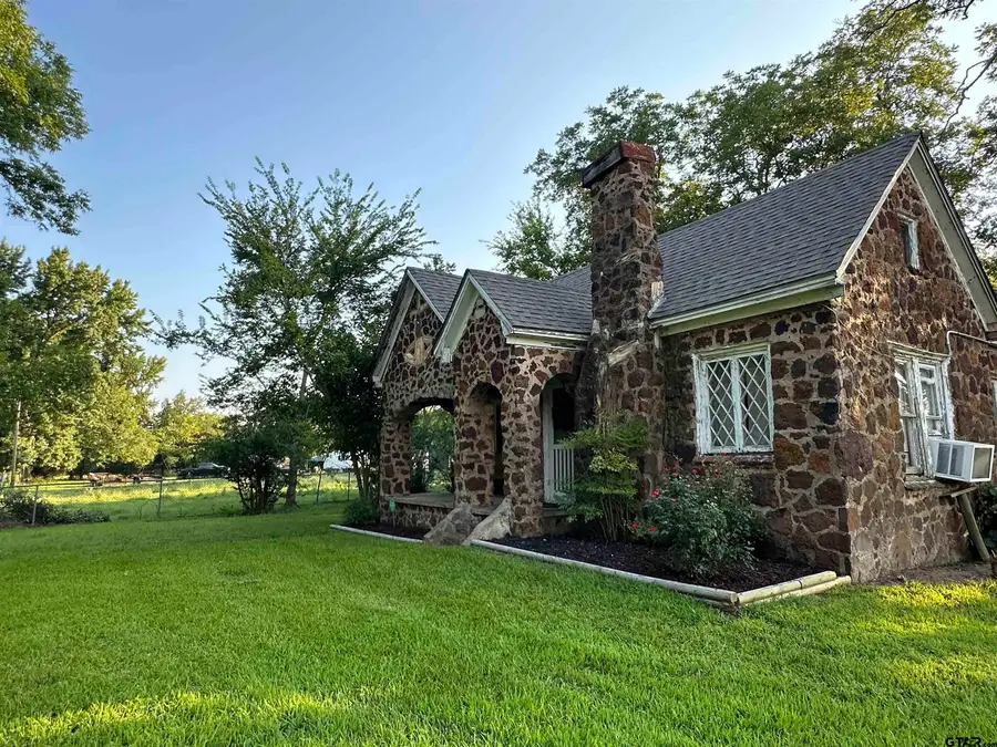 1706 CR 2420, Pickton, TX 75471 - Image #3