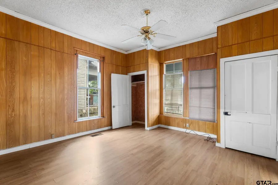 210 S ADAMS, Tyler, TX 75702 - Image #3