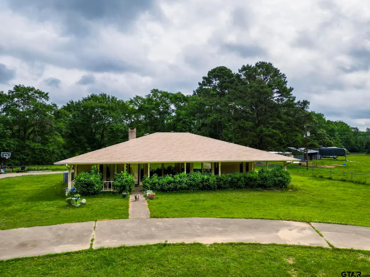 4443 An County Rd 163, Palestine, TX 75801 - Image #1