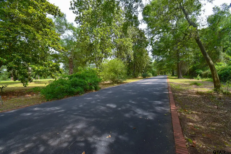 510 E Longview St, Arp, TX 75750 - Image #2