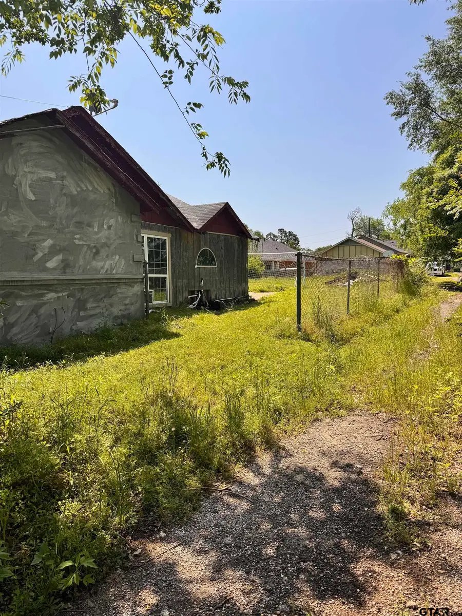 822 W 28th, Tyler, TX 75701 - Image #2