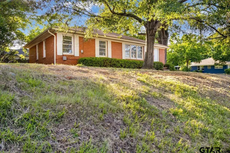 837 S Palmer Avenue, Tyler, TX 75702 - Image #3