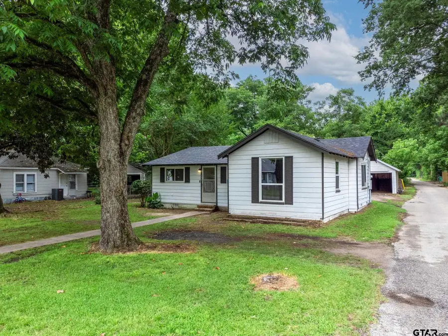 137 Frances St., Mineola, TX 75773 - Image #2