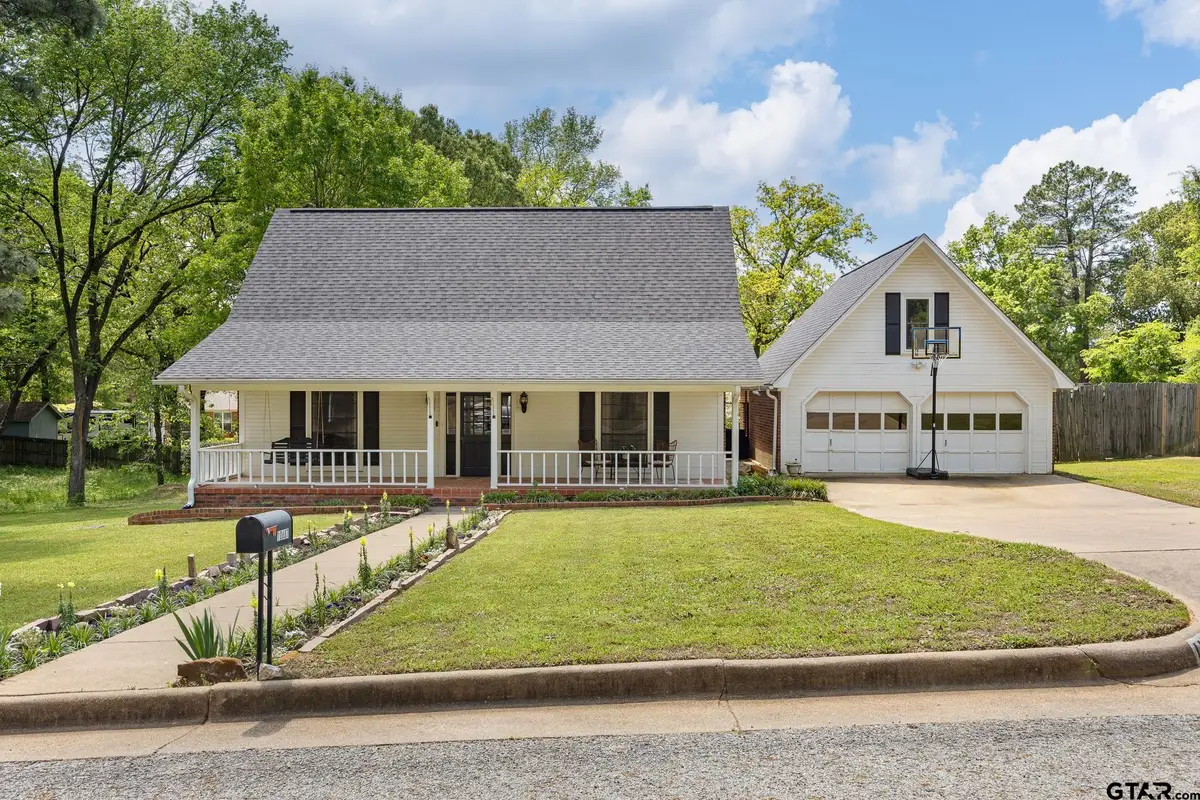 10887 Knollwood Dr, Tyler, TX 75703 - #1