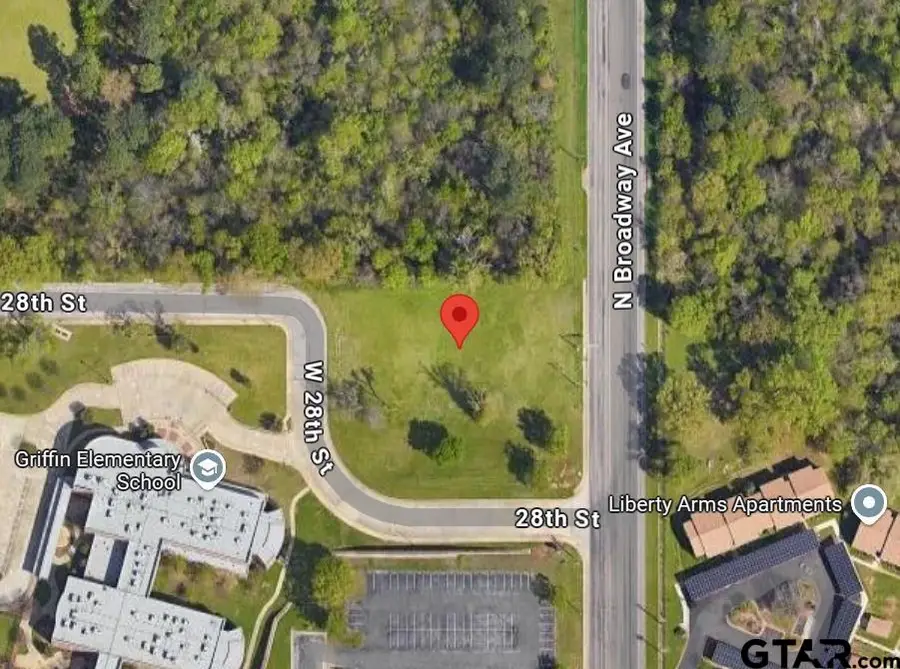 2698 N Broadway Avenue, Tyler, TX 75702 - Image #2