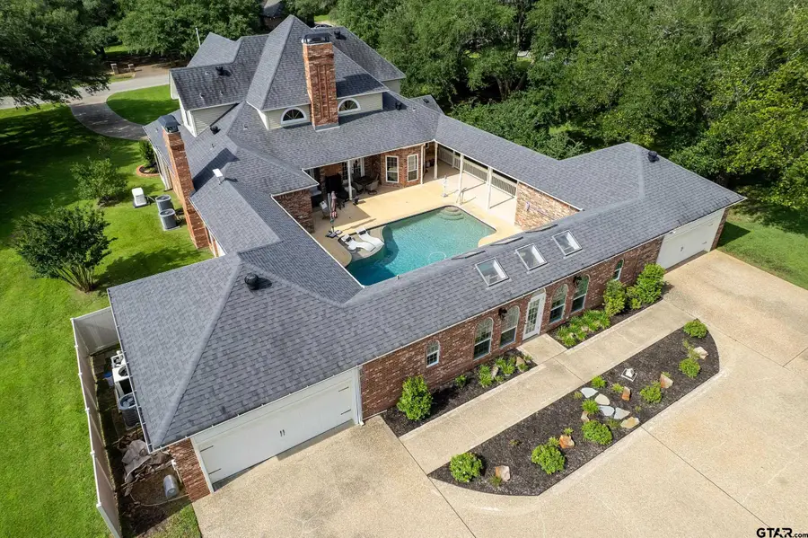 1881 Valley View, Tyler, TX 75703 - Image #2