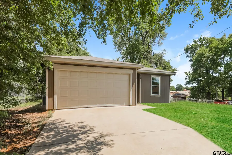 807 W Morris Street, Tyler, TX 75702 - Image #3